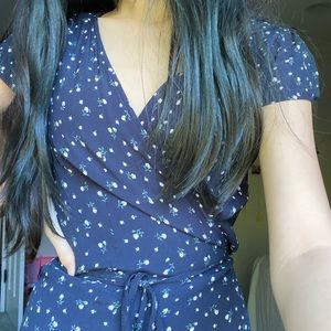 brandy melville navy floral wrap dress 🦋